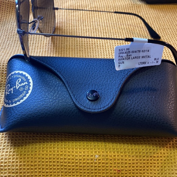 Ray-Ban - Picture 3 of 3